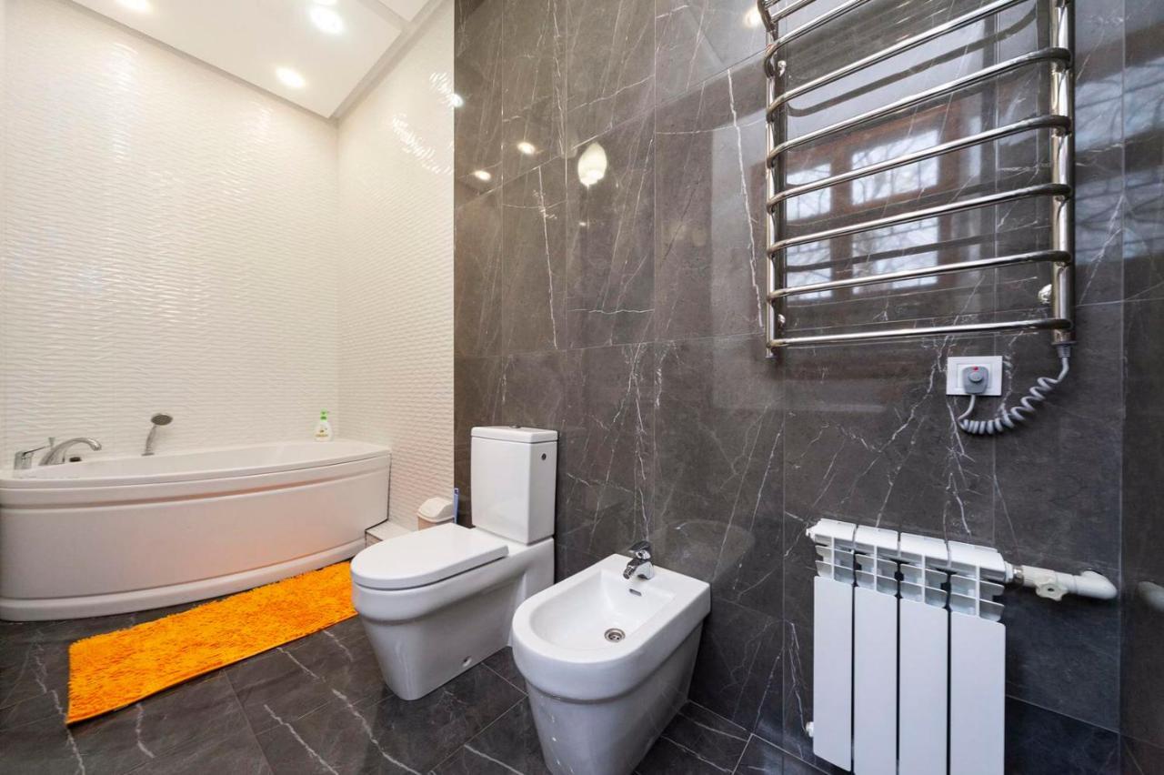 Apartament Vip Студио На Дерибасовской Odessa Zewnętrze zdjęcie